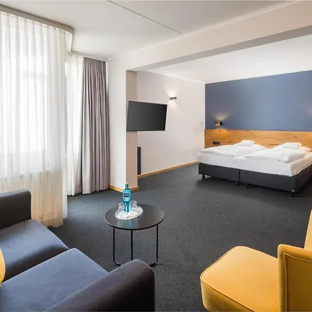 Hotel Western